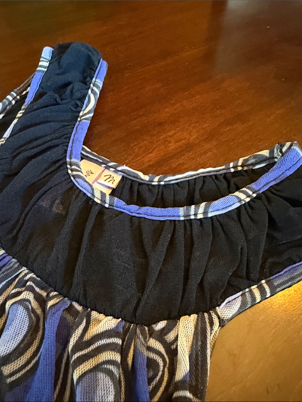 Sweet Pea navy blue top with light blue trim - Picture 5 of 7